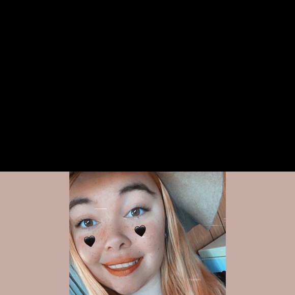 Meet your Posher, Crystal - Picture 5 of 7